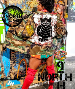 CAMO custom jacketThis custom CAMO fatigue jacket is personalized for you by Dakoro using the same techniques he paints on canvas with! 
You can send your jacket to Dakoro Art to ensucoatCAMO custom jacket